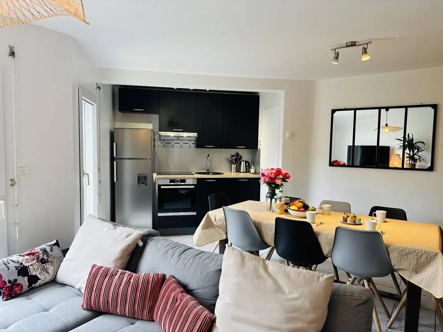 Ty Marie Galante, 2 Chambres, Plage Et Commerces A Pied, Parking Quiberon Villa